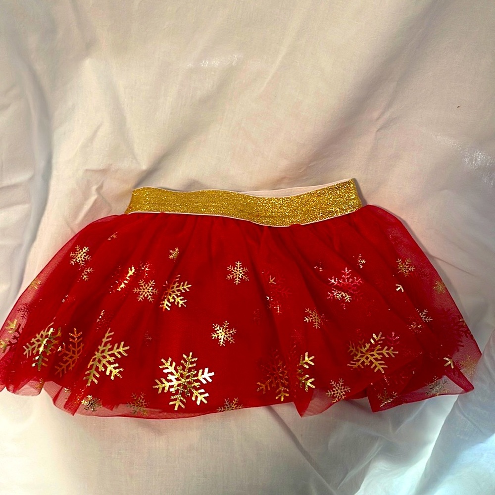 Christmas Tutu w/ matching leggings  0-3mo NWT. SMOKE FREE HOME